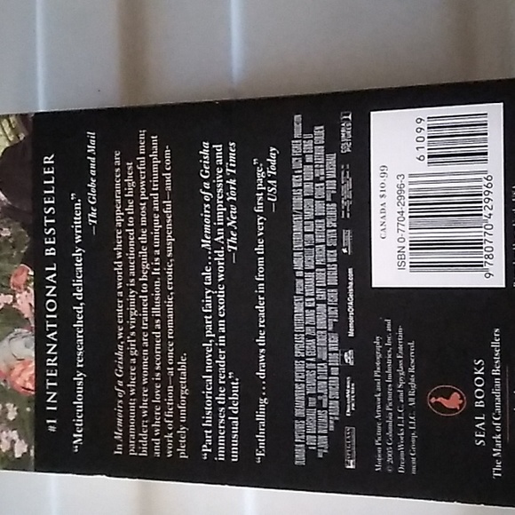 (10/$10) Memoirs of a Geisha Novel - Picture 2 of 5